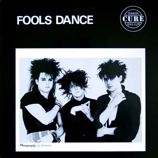 FOOLS DANCE / FOOLS DANCE