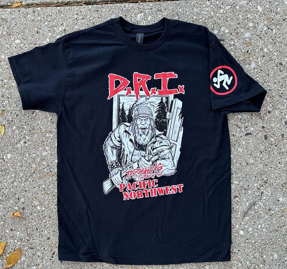 D.R.I. / ディーアールアイ / XL/PNW - VIOLENT SASQUATCHATION 2024 TOUR' SHORT SLEEVE (BLACK)
