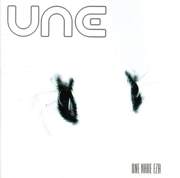 UNE / UNE NARE EZA