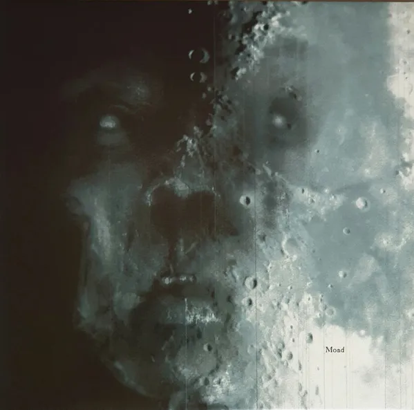 LUNAR AURORA / MOND