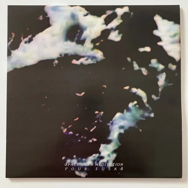 SPACE DRUM MEDITATION / FOUR TUSKS