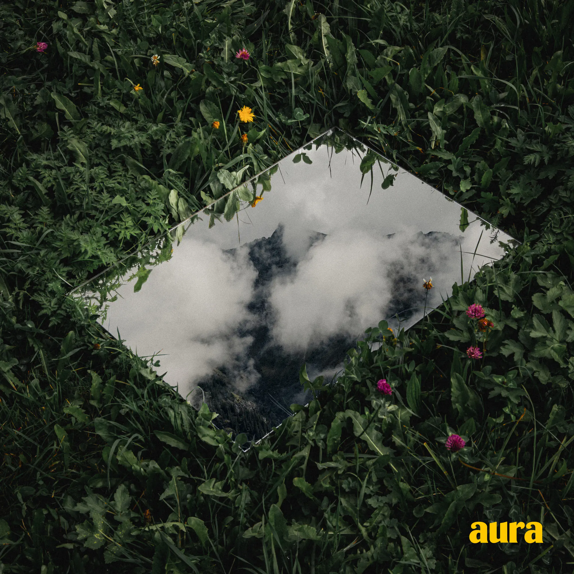 MATTIU / AURA