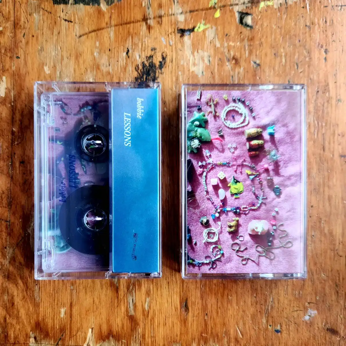 bobbie / LESSONS [CASSETTE TAPE]