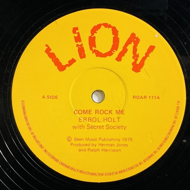 ERROL HOLT / COME ROCK ME