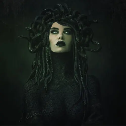 STITCHED UP HEART / MEDUSA