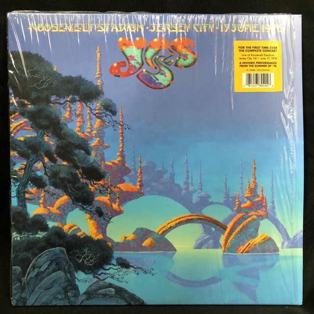 LIVE AT ROOSEVELT STADIUM, JERSEY CITY, NJ, 17 JUNE 1976: LIMITED