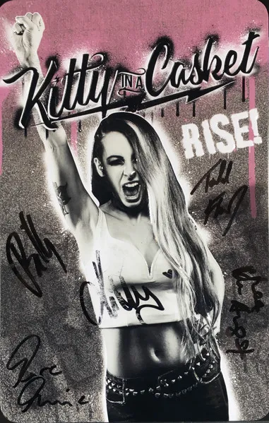 KITTY IN A CASKET / RISE!(DELUXE FANBOX)
