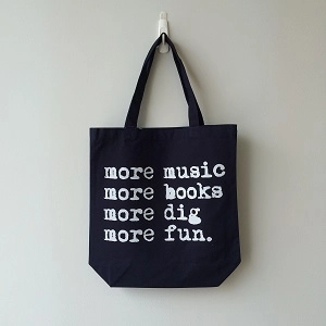 TYPOGRAPHY TOTEBAG / TYPOGRAPHY TOTE MORE MUSIC (M/NW)