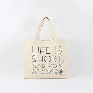 TYPOGRAPHY TOTEBAG / TYPOGRAPHY TOTE LIFE IS SHORT READ MORE (L/NN)