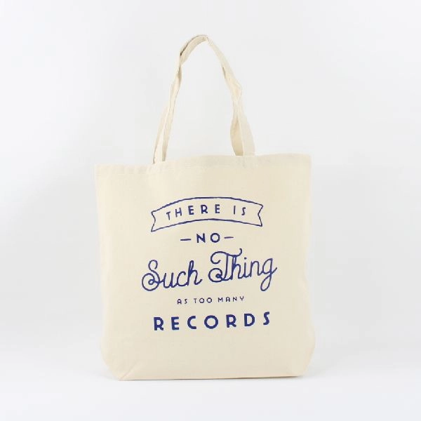 TYPOGRAPHY TOTEBAG / OUTLET TYPOGRAPHY TOTE THERE IS NO SUCH THING AS TOO MANY RECORDS. L (Natural/Blue)