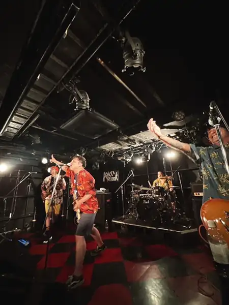 VacationWithTheAlohas アーティスト写真 Japanese punk melodic 