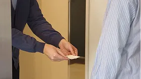 2.専門スタッフご訪問